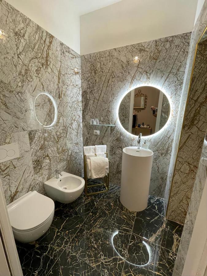Prestige Suite Via Romagnoli ซีร์มิโอเน ภายนอก รูปภาพ
